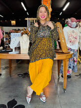 Load image into Gallery viewer, I Love Linen - Mustard Linen Harem Pants
