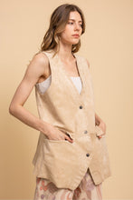 Load image into Gallery viewer, SUEDE 3 BUTTON VEST
