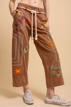 Load image into Gallery viewer, Bluevelvet - EMBROIDERY PANTS WITH ROPE BELT

