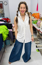 Load image into Gallery viewer, HC - Magical Tank Point Collar Shirt- White
