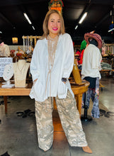 Load image into Gallery viewer, Bluevelvet - SOLID ROUND NECK LONG SLEEVE TOP
