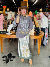 Load image into Gallery viewer, EMBROIDERY ELASTIC WASIT BAND WIDE PANTS
