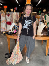 Load image into Gallery viewer, I Love Linen - Swallow Tee
