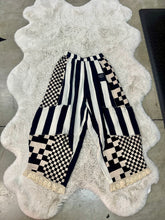 Load image into Gallery viewer, I Love Linen - Black And White Harem Pants
