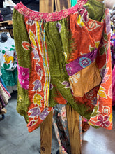 Load image into Gallery viewer, Indi &amp; Sai - Harem Cargo Kantha Pant
