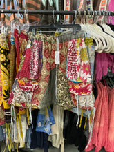 Load image into Gallery viewer, HCWL - Daisy Cargo Shorts
