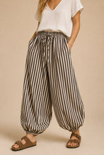 Load image into Gallery viewer, J.nna - The Free-Spirited Stripe Balloon Pants PREODER SHIP 11/15
