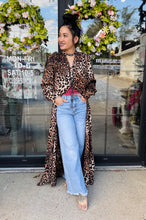 Load image into Gallery viewer, Leopard maxi dress - duster
