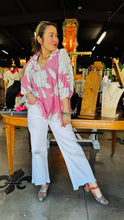 Load image into Gallery viewer, Mellie Flowy Collared Top  Floral Print
