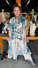 Load image into Gallery viewer, Bee Linen Shirt Dress
