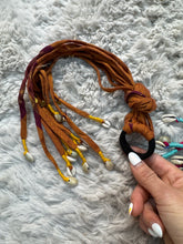 Load image into Gallery viewer, indi &amp; Sai - Shew Hair Tie
