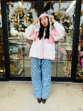 Load image into Gallery viewer, Jnna - Floral Jaquard Denim Wide Leg Bottoms
