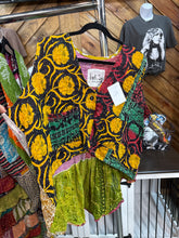 Load image into Gallery viewer, HCWL - Kantha Vest With Elastic Back
