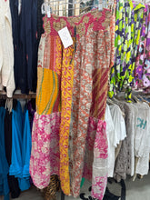 Load image into Gallery viewer, Indi &amp; Sai - Kantha Palazzo Pant
