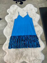 Load image into Gallery viewer, I Love Linen - Frill Dress
