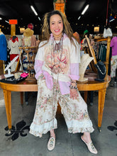 Load image into Gallery viewer, Star Bar Design - Pink Victorian Hearts Tee - Cream
