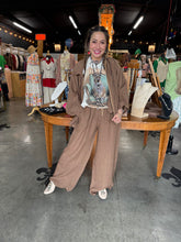 Load image into Gallery viewer, Camille &amp; Company - Linen Front Zippered Jacket
