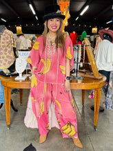 Load image into Gallery viewer, I Love Linen - High Low Banana Print Top
