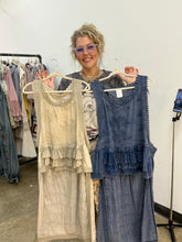 Load image into Gallery viewer, Bluevelvet - Sleeveless Tiered Ruffle High Low Lace Top - Mauve
