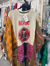 Load image into Gallery viewer, Indi and Sai - Upcycle Kantha Band Tee One OF The Kind
