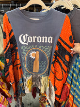 Load image into Gallery viewer, Indi and Sai - Upcycel Kantha Band Tee One OF The Kind
