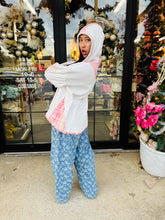 Load image into Gallery viewer, Jnna - Floral Jaquard Denim Wide Leg Bottoms
