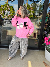 Load image into Gallery viewer, Spooky with BOO contrast patch detail sweatshirt

