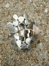 Load image into Gallery viewer, A Rare Bird - Adjustable Large Pearl Stones Ring
