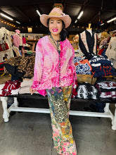 Load image into Gallery viewer, A Rare Bird-Bee &amp; Leopard Pant
