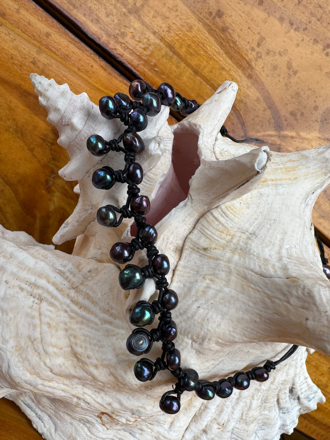 HC Handcrafted  Black Pearl Chocker