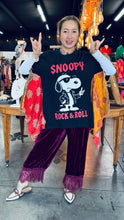 Load image into Gallery viewer, Indi and Sai - Upcycle Kantha Band Tee One OF The Kind

