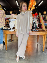 Load image into Gallery viewer, J.nna - 2 PC Knit Sweater Set
