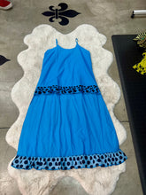 Load image into Gallery viewer, I Love Linen - Hi Low Ruffle Top

