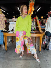 Load image into Gallery viewer, Indi &amp; Sai - CoCo Eyelet Bloomer
