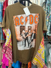 Load image into Gallery viewer, Indi and Sai - Upcycle Kantha Band Tee One OF The Kind
