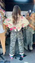Load image into Gallery viewer, BiBi - Braided Waist Belt Camouflage jeans
