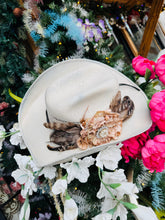 Load image into Gallery viewer, A Rare Bird - Cream Straw Hat
