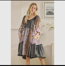 Load image into Gallery viewer, Washed Print Mix Tunic Dress
