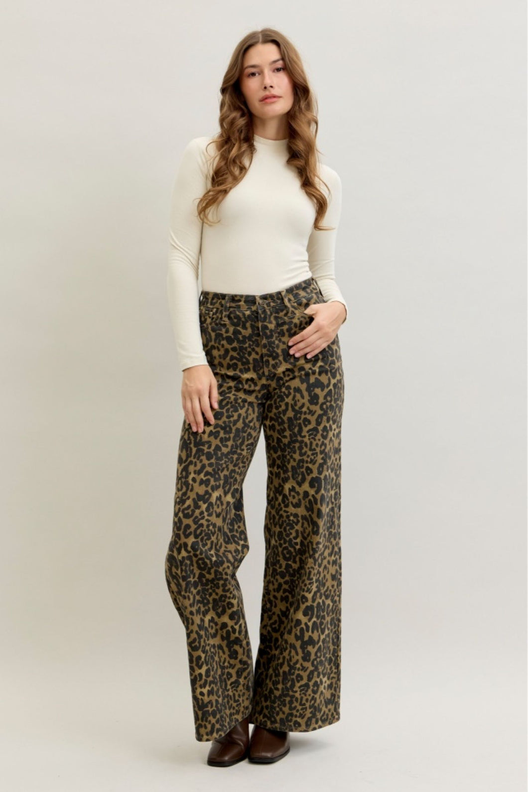 HW Retro Wide Leopard Print Jeans