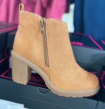 Load image into Gallery viewer, Corky&#39;s Rocky Top Boots
