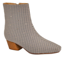 Load image into Gallery viewer, Corkys Such A Tease Boots
