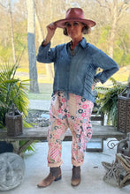 Load image into Gallery viewer, Jaded Gypsy - Tripping Daisy&#39;s Pants
