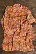 Load image into Gallery viewer, Jaded Gypsy - Meadow Strolls Duster - Peach Floral
