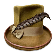 Load image into Gallery viewer, HC - El Diablo - Twisted Top Hat Dip Dyed Gold
