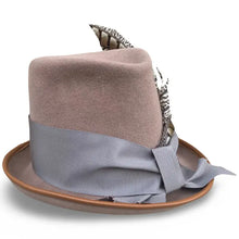 Load image into Gallery viewer, Danbury - Top Hat
