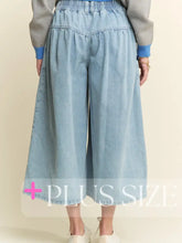 Load image into Gallery viewer, J.nna - Capri Flared High Waist Jeans
