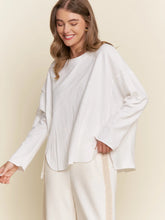 Load image into Gallery viewer, J.NNA - Loose Fit Slit Detailed Long Sleeve Top
