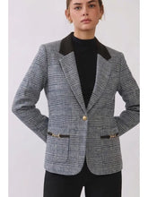 Load image into Gallery viewer, Oddi - Plaid Blazer
