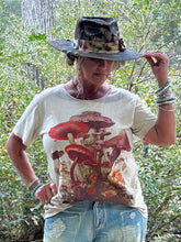 Load image into Gallery viewer, Jaded Gypsy - Moon Dance Tee - Lovely Mushroom
