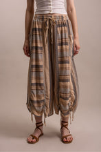 Load image into Gallery viewer, ELASTIC WAIST WITH STRING RUCHED LOOSE FIT PANTS
